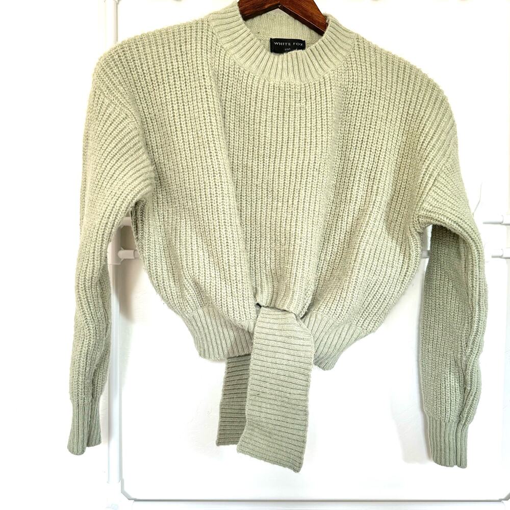 White Fox Knitted Cropped Pull-over Sweater Size XS/S